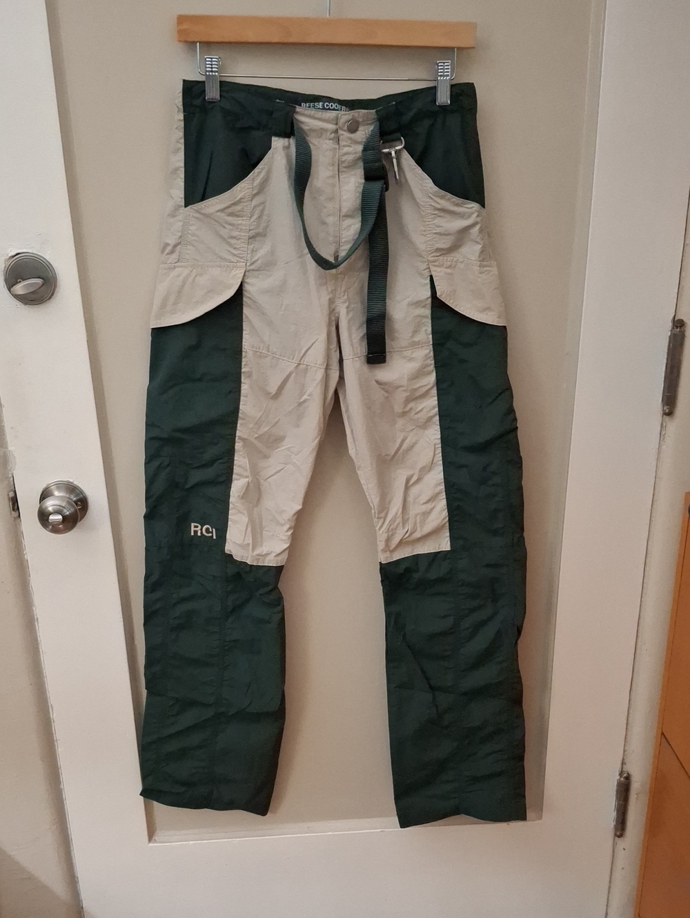 Reese Cooper Two-Tone Green and Beige Cargo Pants Size 30_1